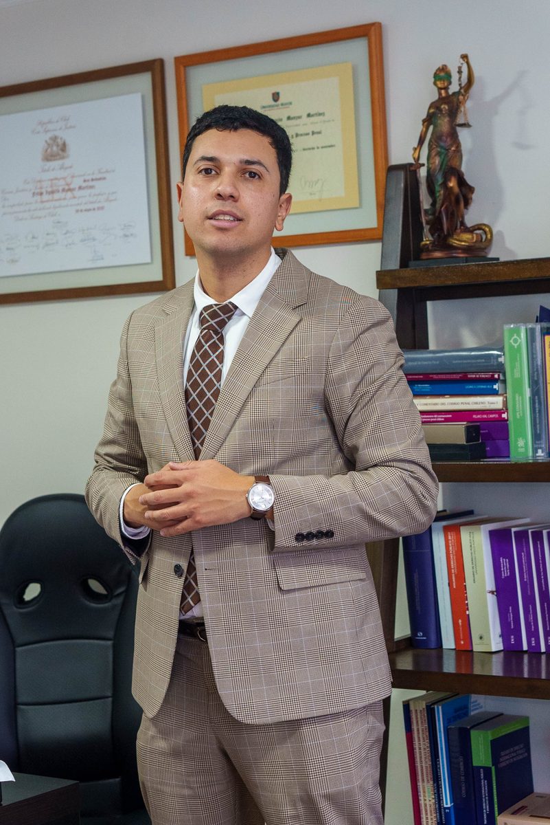 Fotografía 53 — Abogados de Raddatz & Manzur en las oficinas del estudio en Villarrica