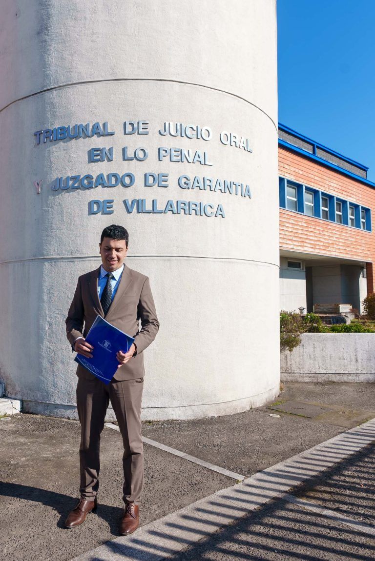 Fotografía 24 — Abogados de Raddatz & Manzur en el Tribunal de Juicio Oral en lo Penal de Villarrica