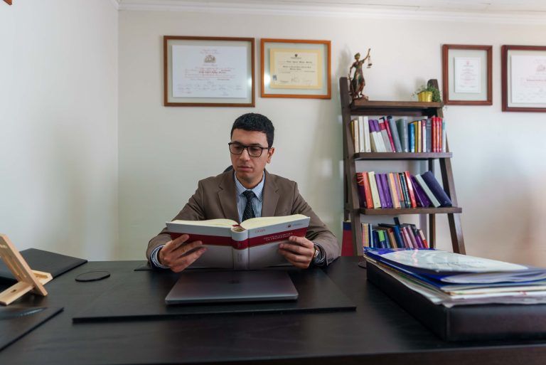 Fotografía 62 — Abogados de Raddatz & Manzur en las oficinas del estudio en Villarrica