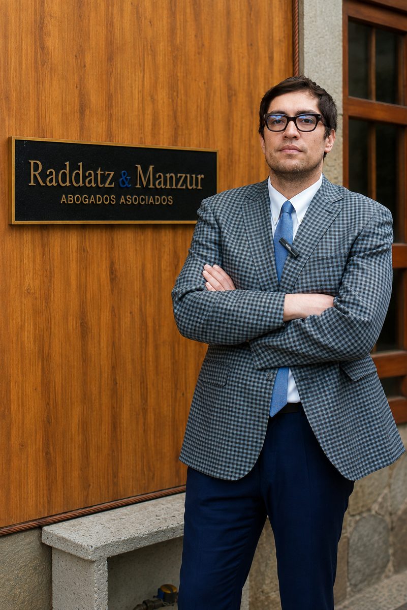 Fotografía 4 — Equipo de Raddatz & Manzur Abogados Asociados en Villarrica